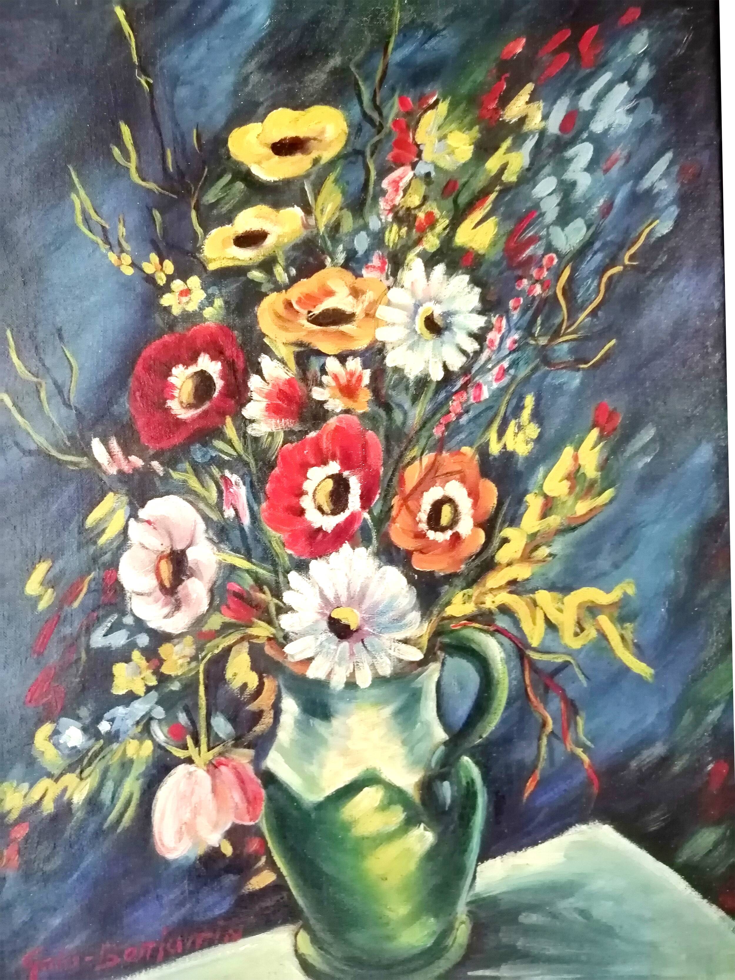 Ancient bouquet of flowers table