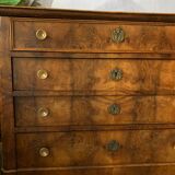Antique chest of drawers