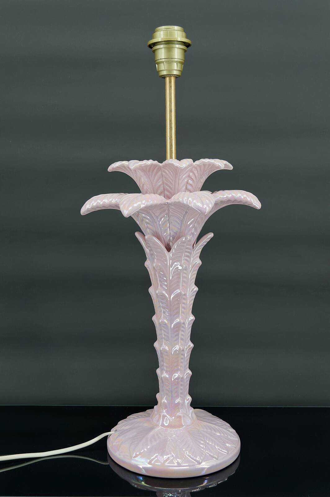 Palm tree lamp in pearly pink ceramic, Italy, circa 1960