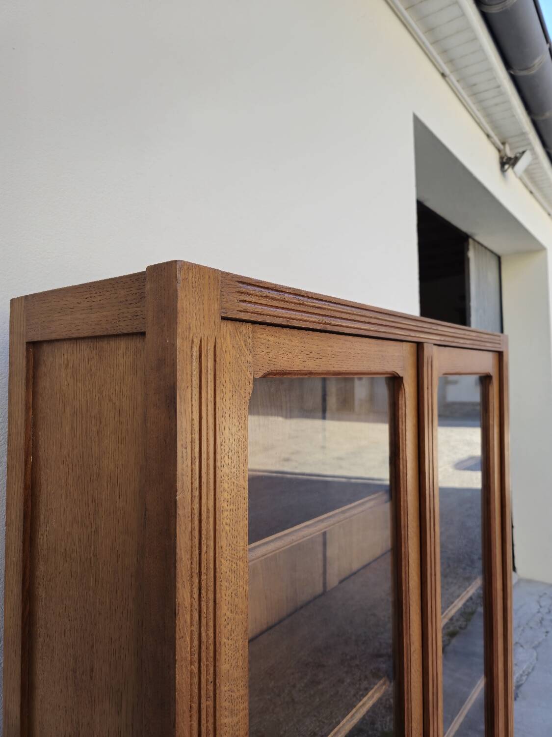 Vitrine parisienne d'école en chêne, 1950