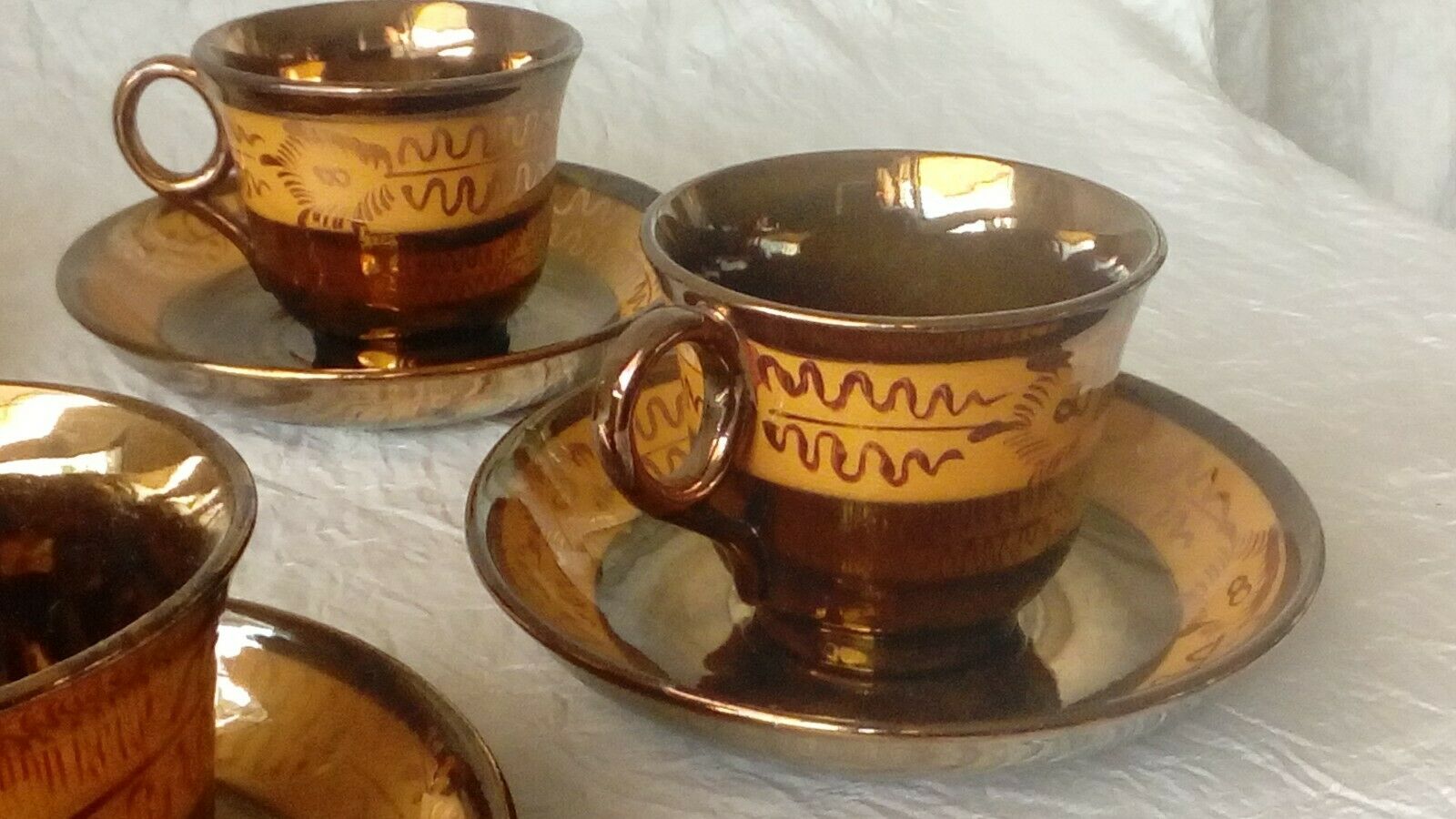 4 cups a cafe and under cups in faience of jersey