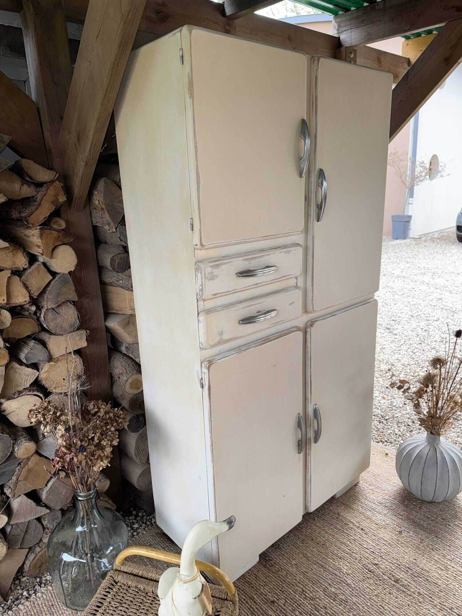 Mado wardrobe