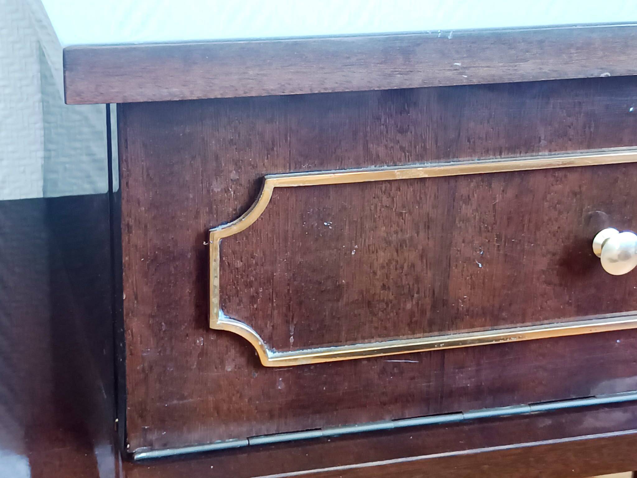 Paire de chevets en bois laqué mid-century 1950
