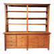 Meuble à tiroirs et son étagère de rangement