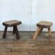 Paire de tabourets brutaliste tripode desgin brut