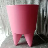 Stool model bubu pink by Philippe Starck, 1980