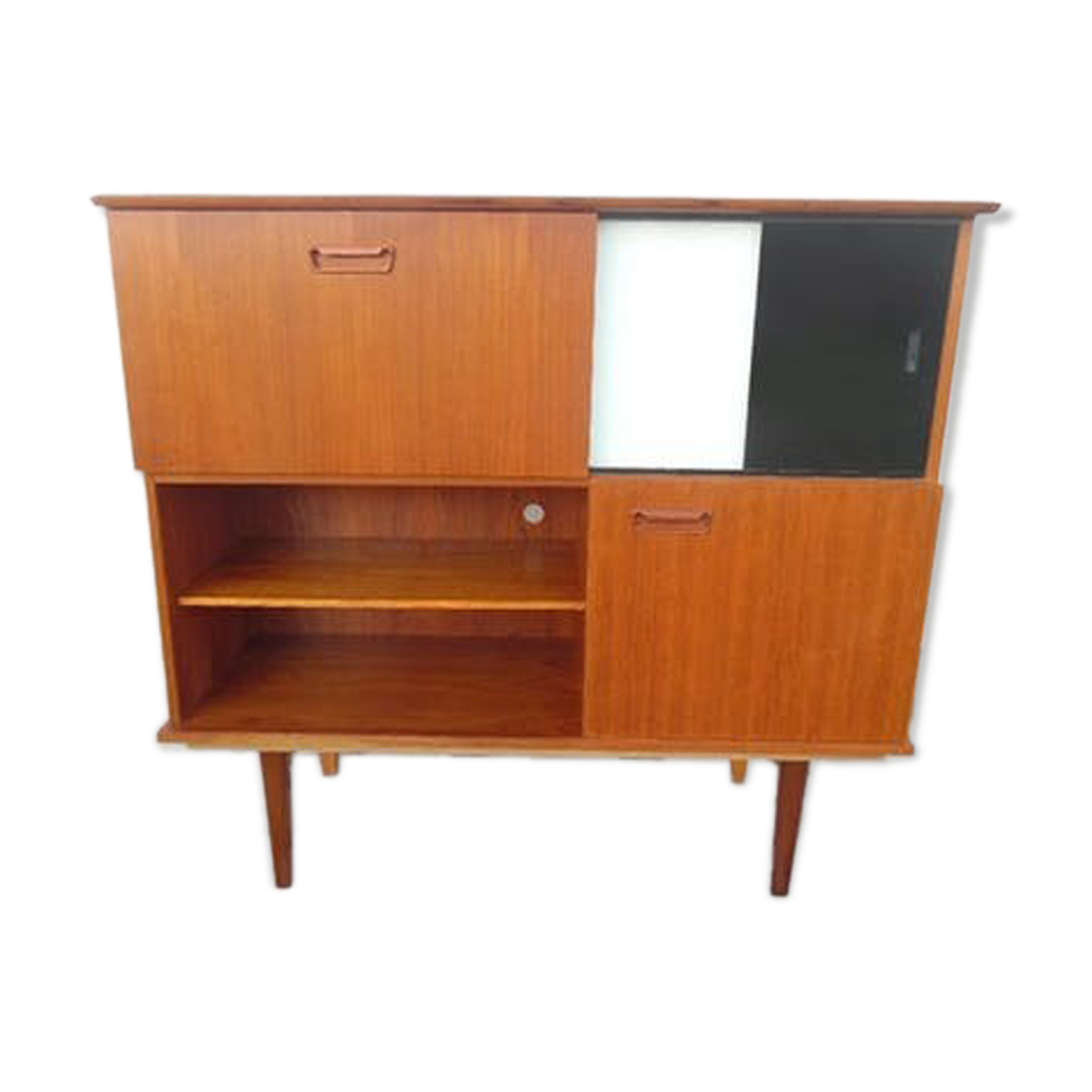 Buffet Scandinavian bar secretary