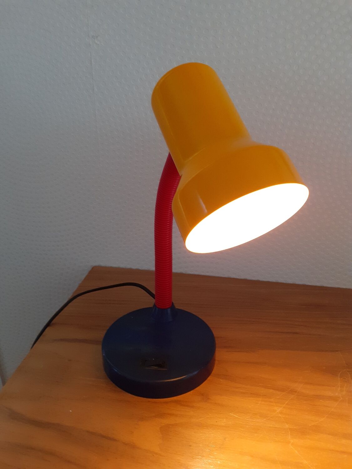 Massive desk lamp from the 80s