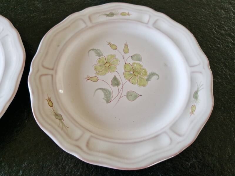 Henriot Quimper - Set of 4 glazed terracotta dessert plates