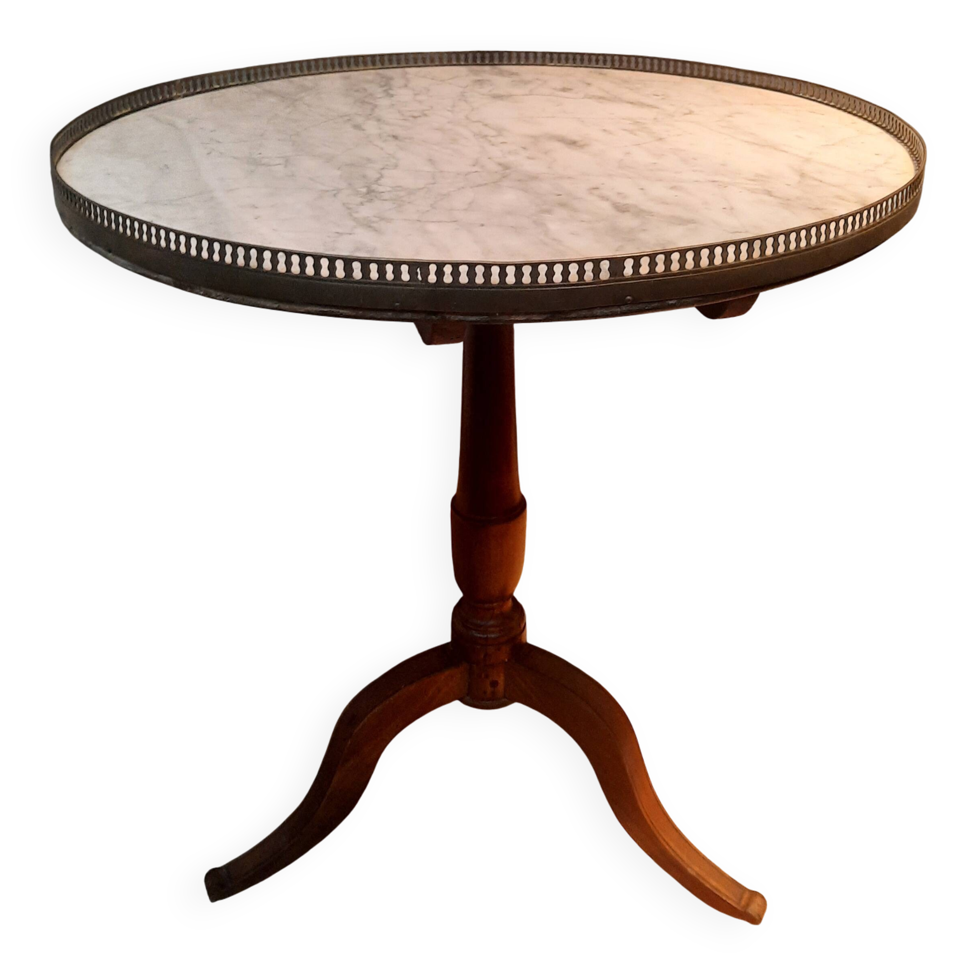 Gueridon circulaire dessu marbre blanc