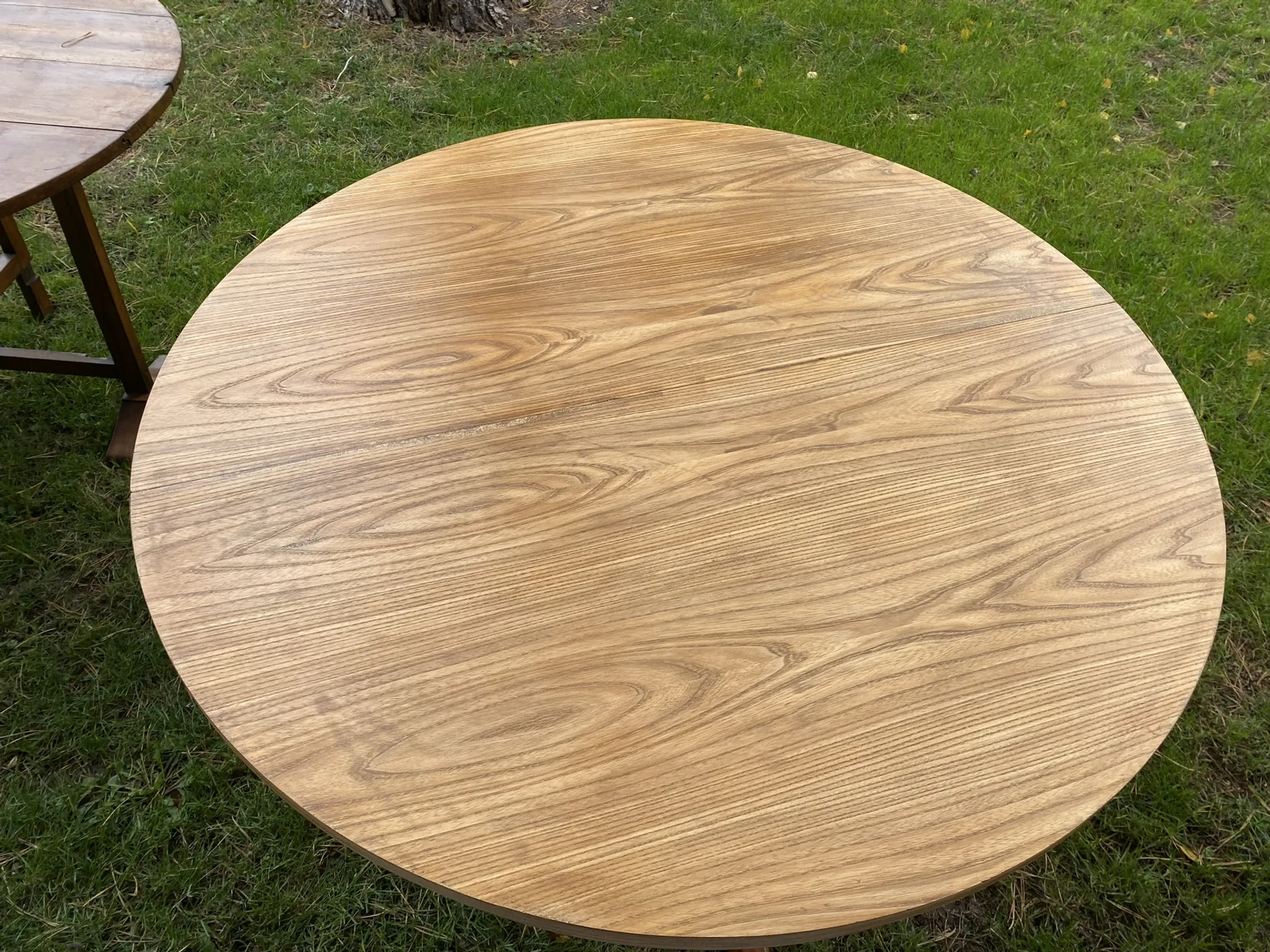 Table Baumann