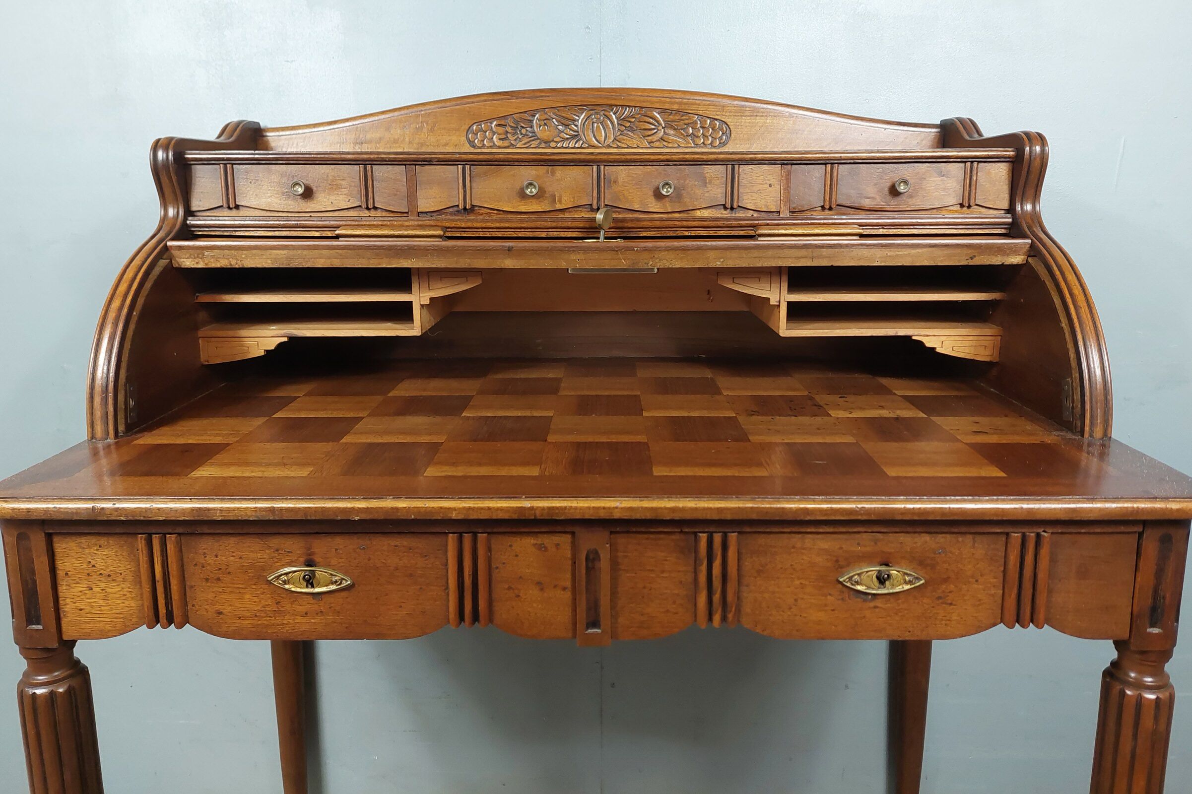 Art deco cylinder lady desk