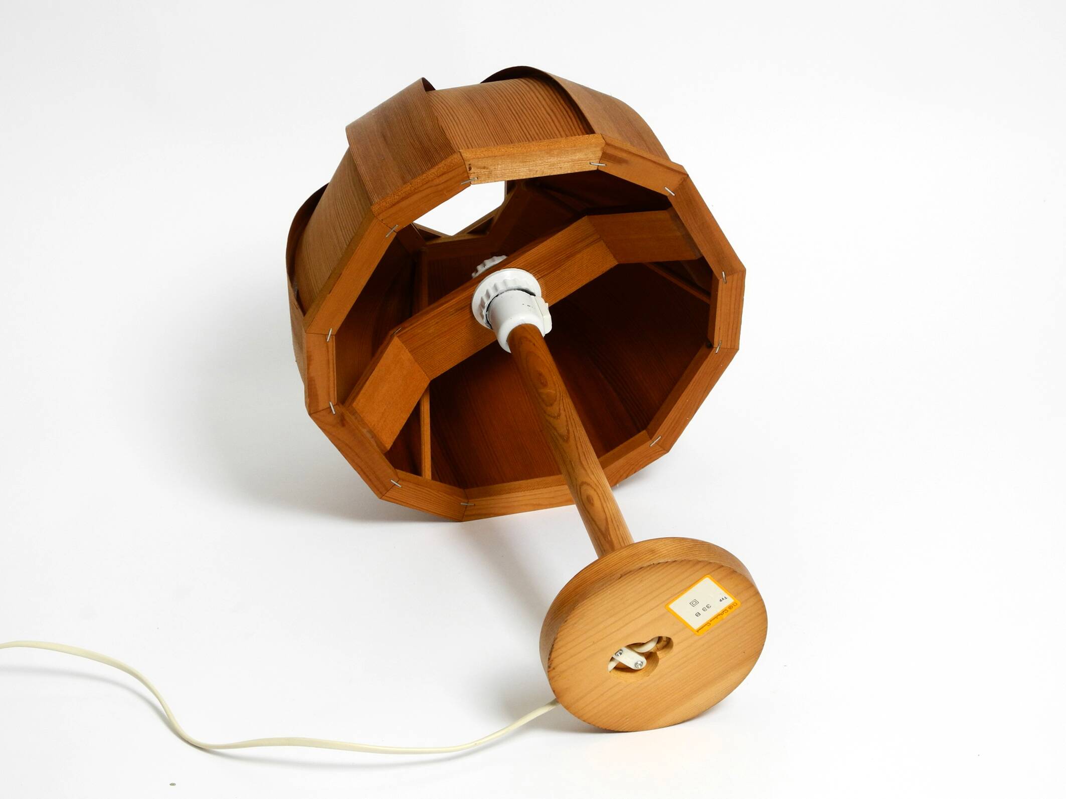 1970s Swedish pine bent veneer table lamp by GB Solbackens Svarveri