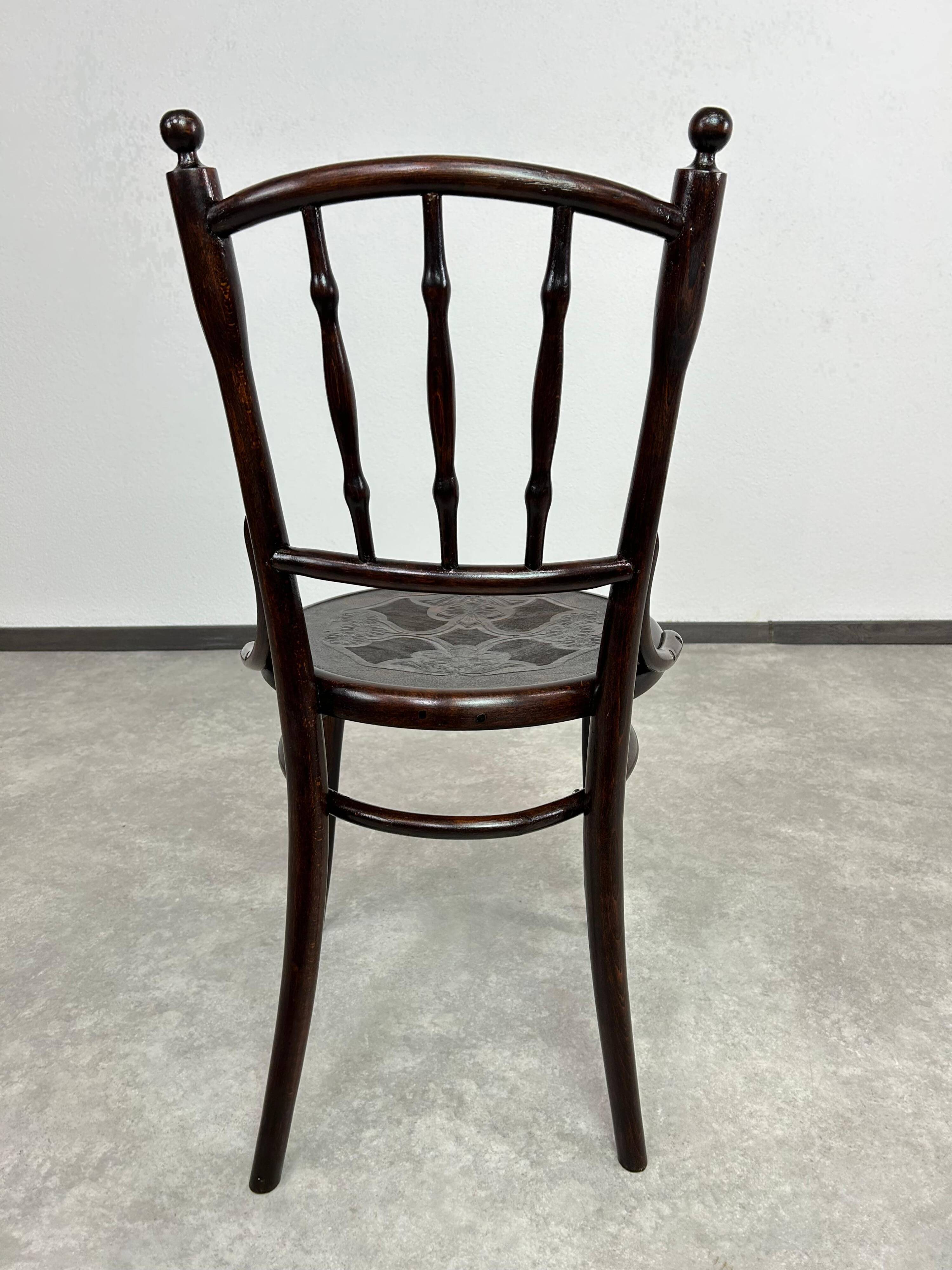 Bentwood dining chair by Thonet