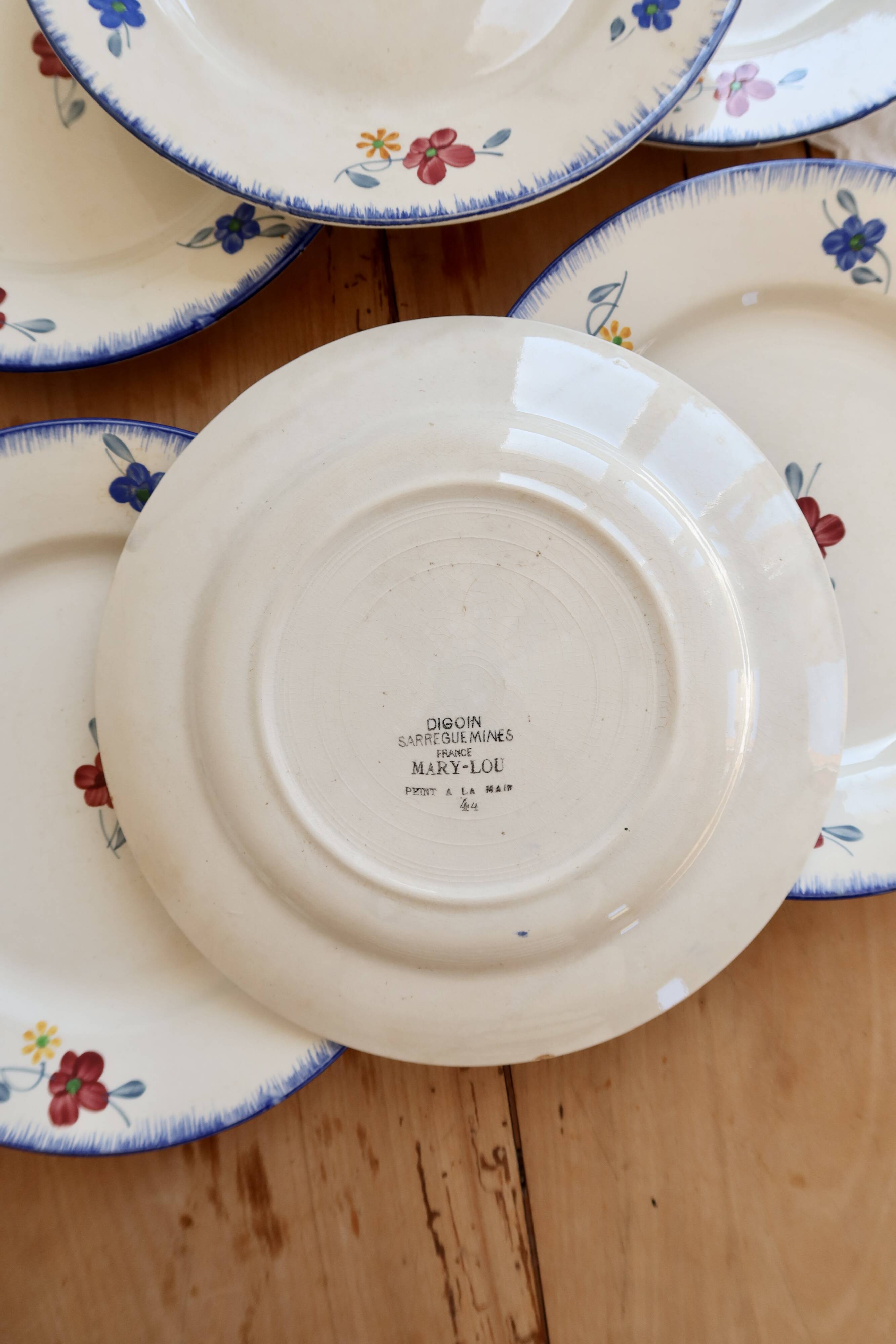 Vintage flat plates Digoin Sarreguemines model Mary-Lou