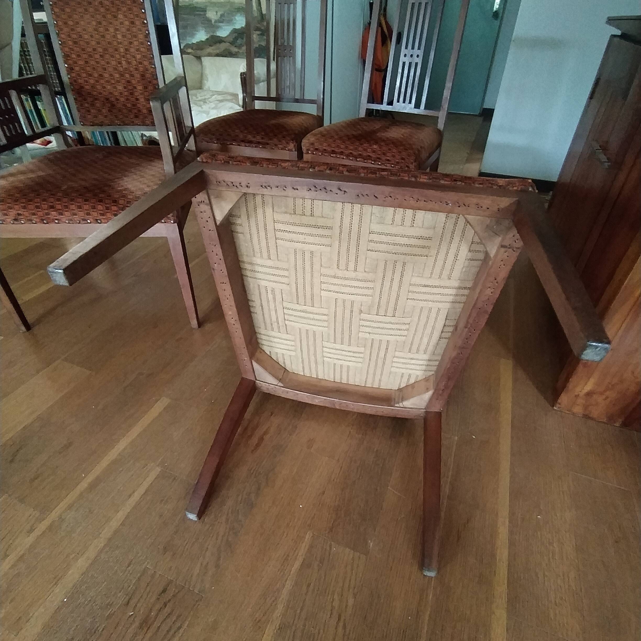 2 Art Deco chairs and 2 armchairs, 1930.