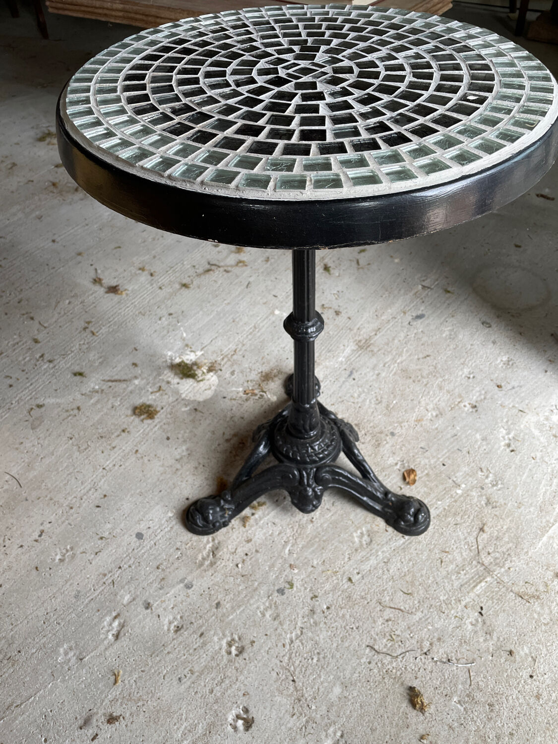 Bistro table