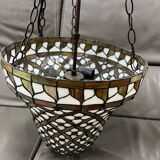 Low ceiling lamp with Tiffany style chain