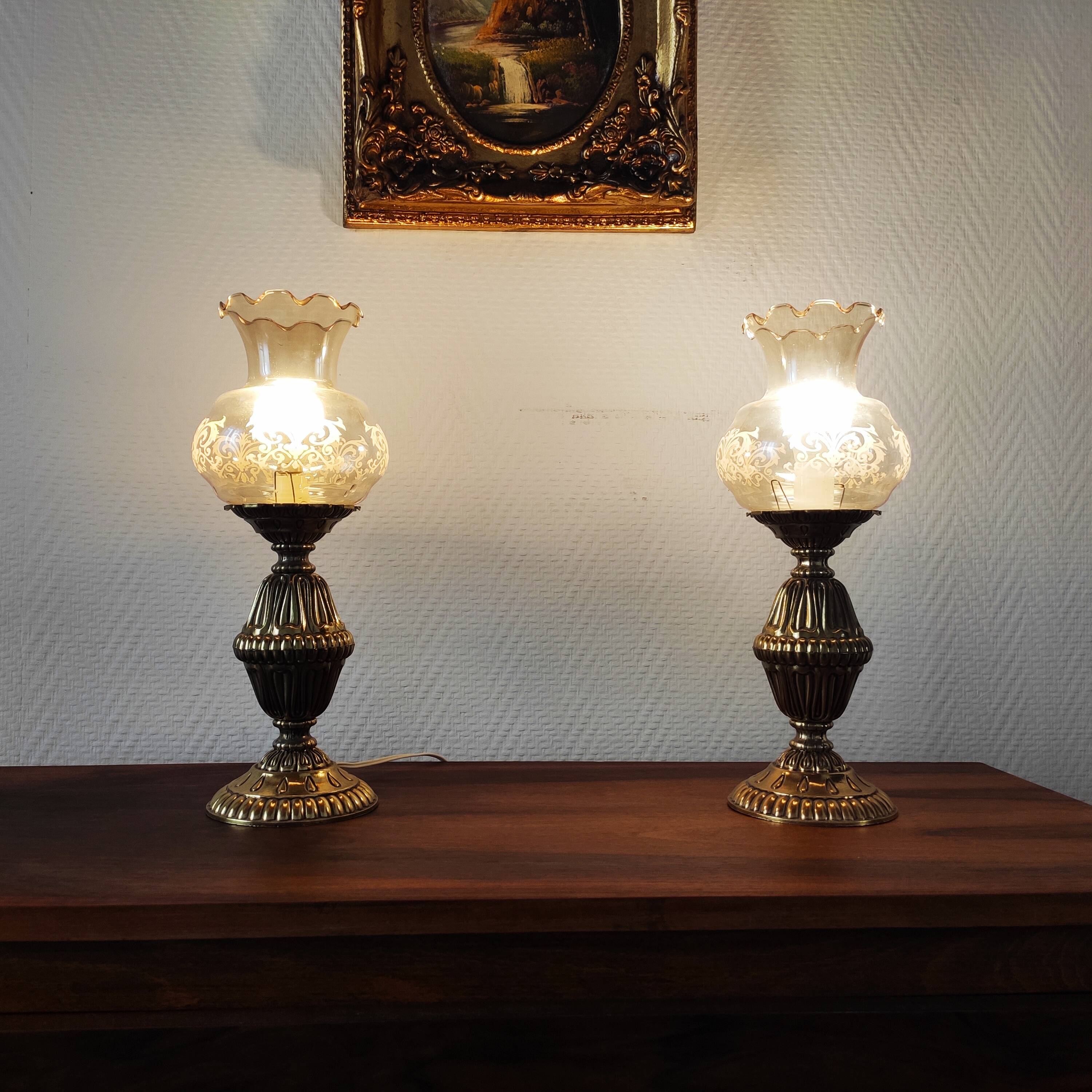 Paire de lampes rétro en laiton