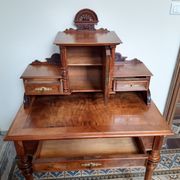 Old-standing desk in solid walnut and walnut veneer, period Alsace