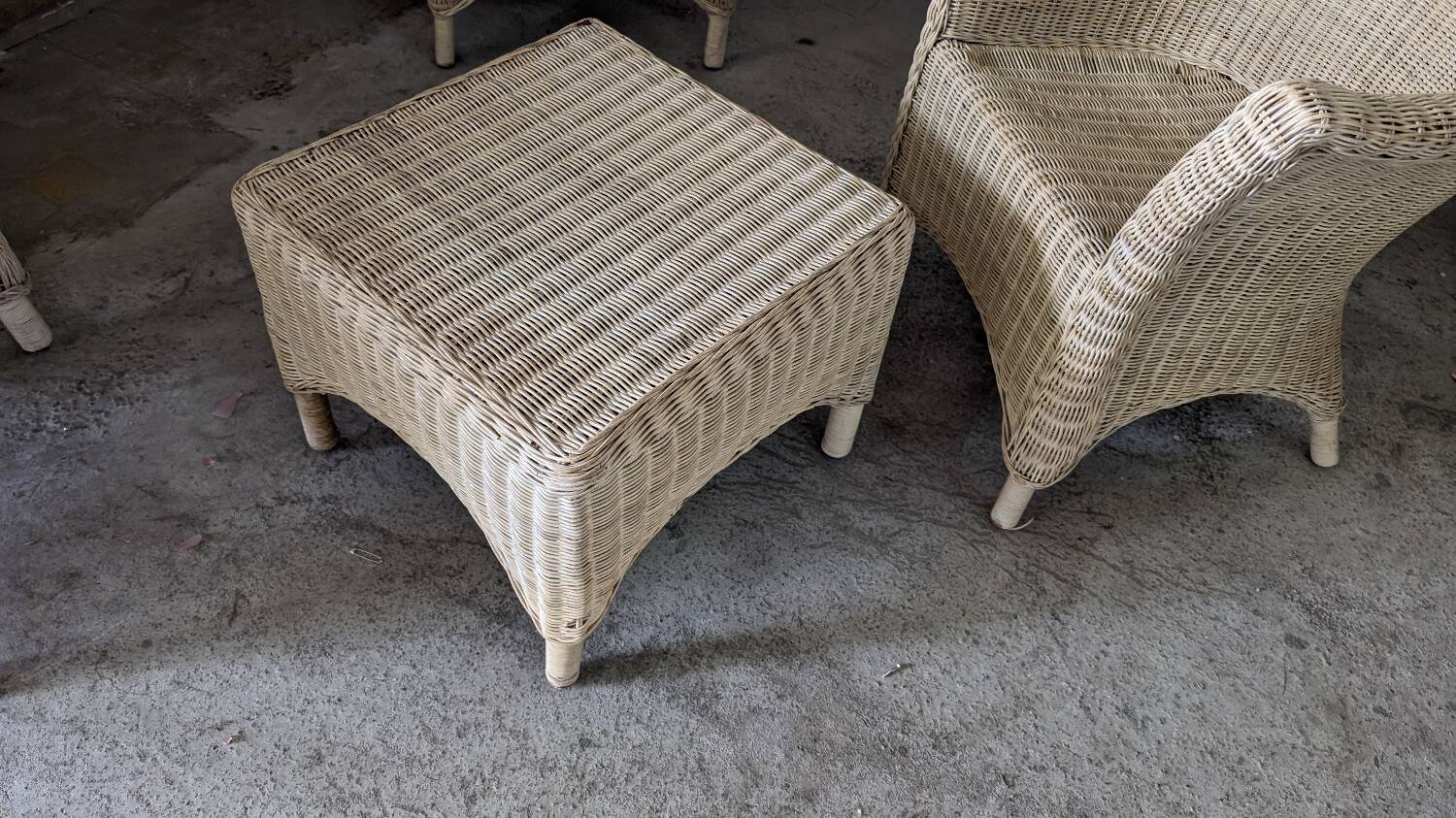 Vintage rattan lounge