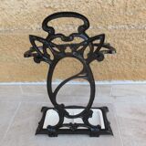 Cast iron umbrella holder