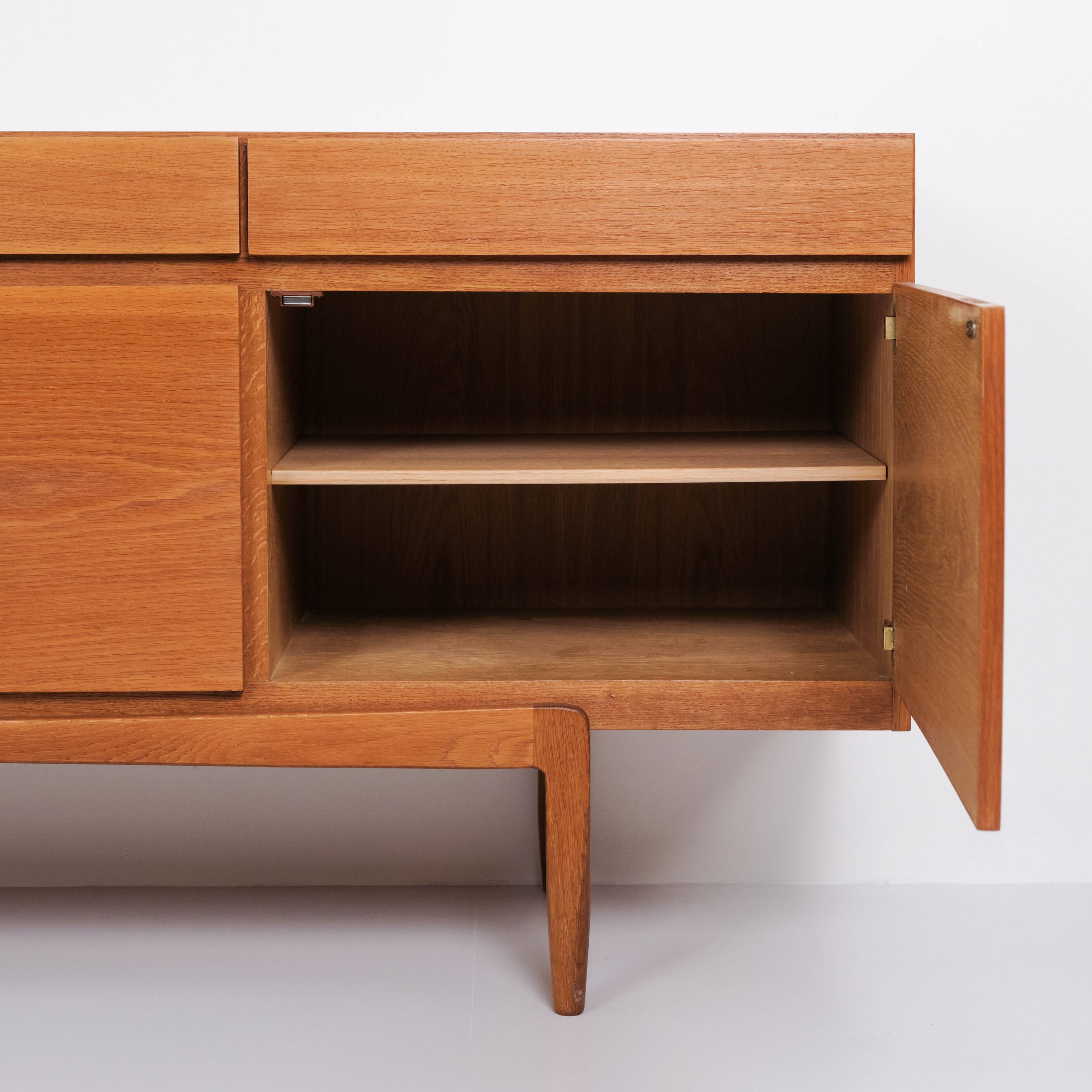 Sideboard - Oak - Ib Kofod-Larsen - Model FA66 - Faarup Furniture Factory - 1960s