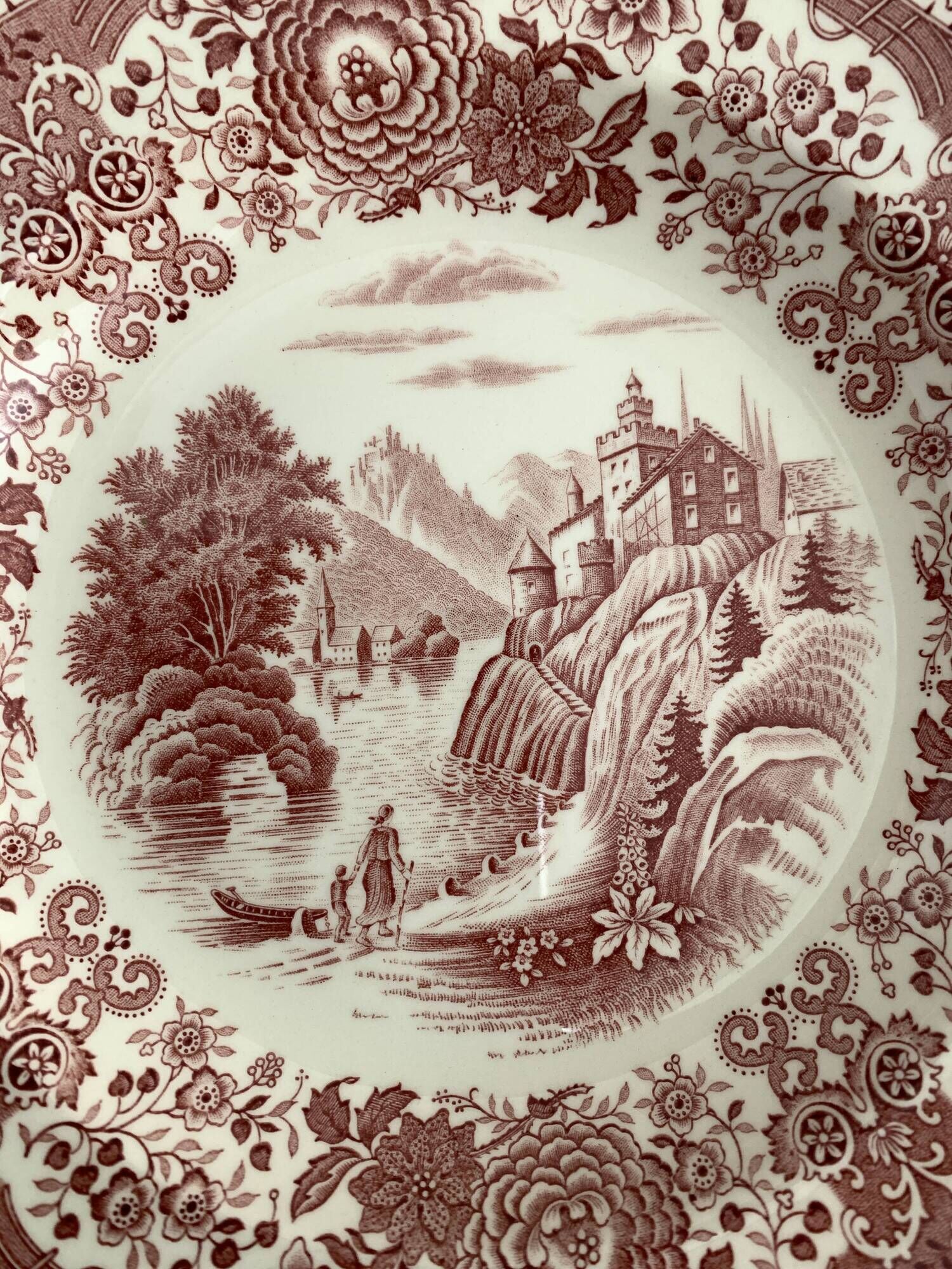 6 hollow plates Villeroy and Boch, red Burgenland model