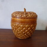 Apple box made of vegetable fibre