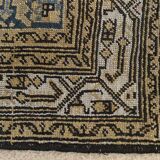 Ancient wool and silk carpet 109x178cm