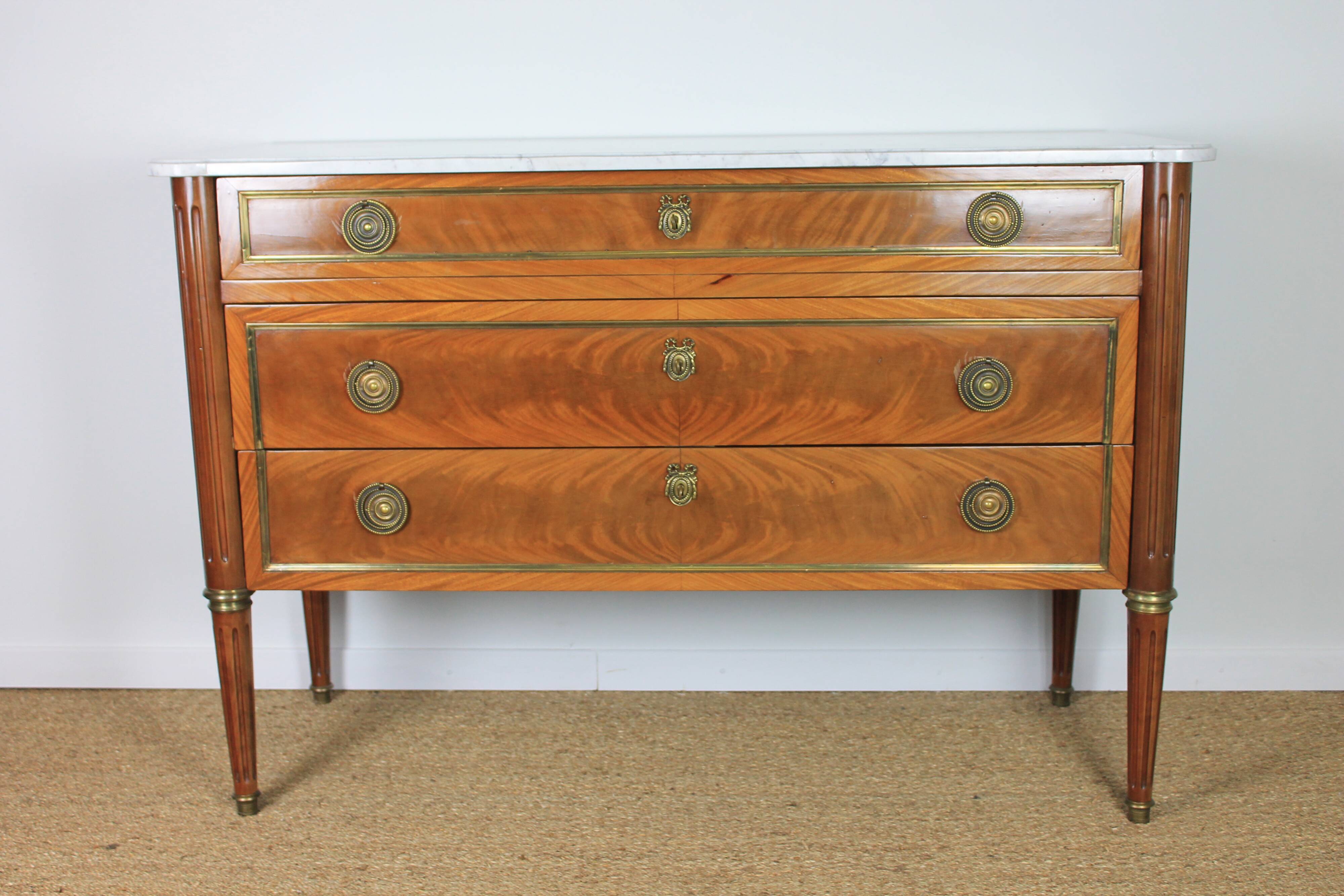 Louis XVI chest of drawers