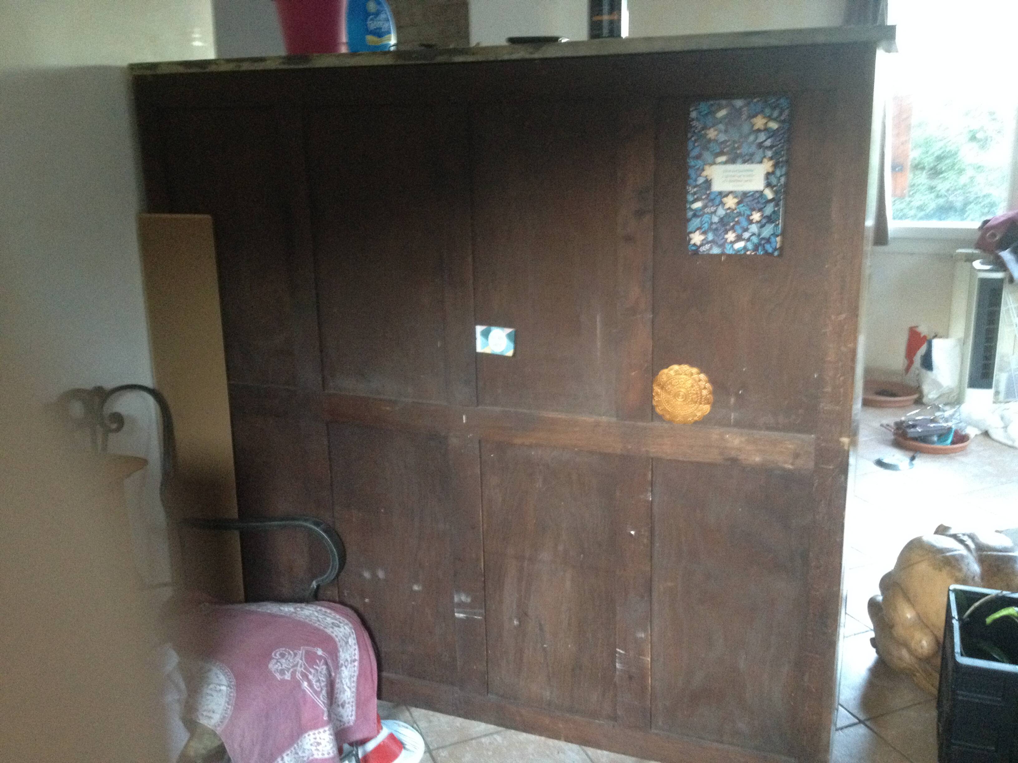 Louis XVI library with marble and precious wood marquetry circa 1850.