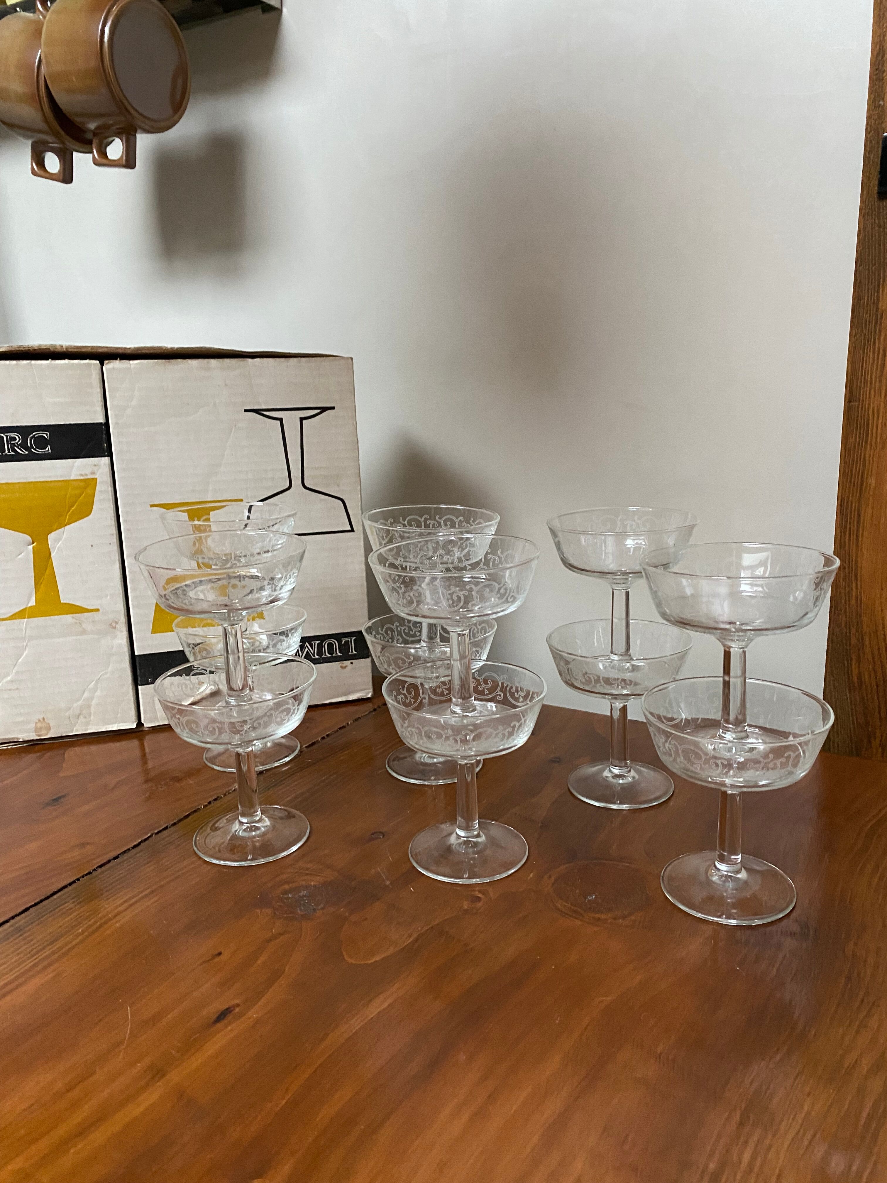 Foot glasses
