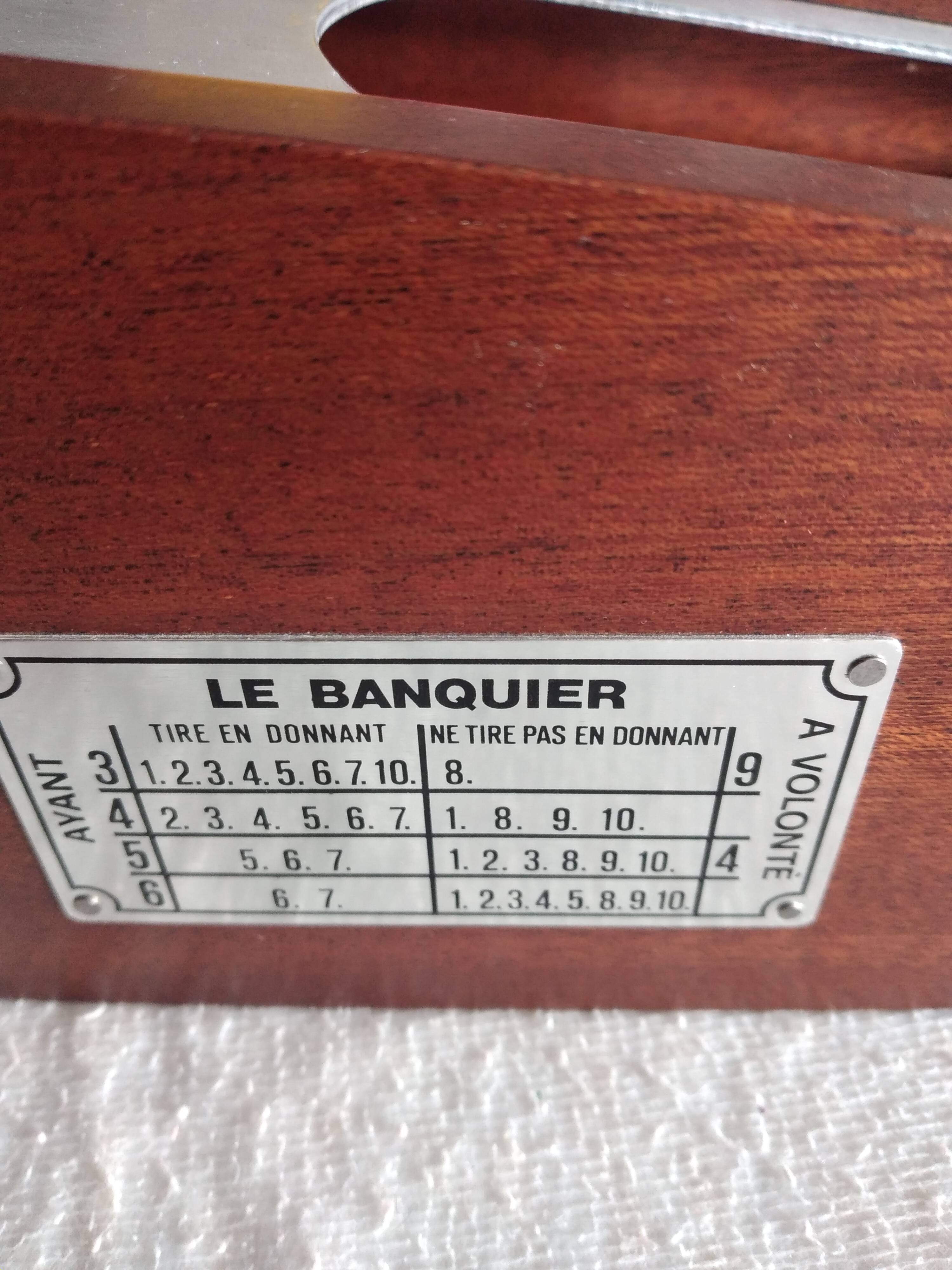 Mahogany croupier's shoe