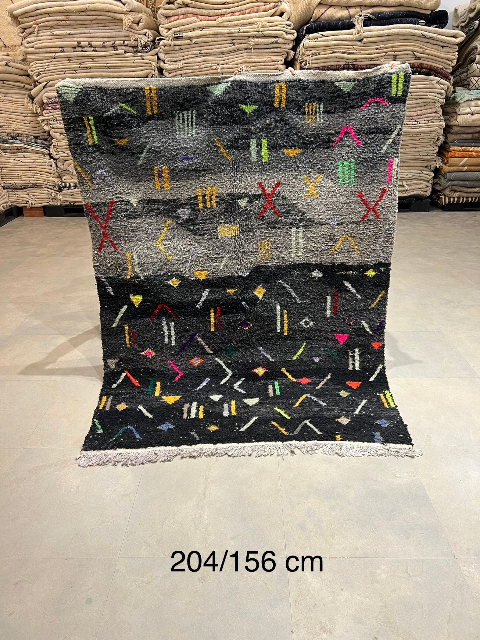 Black Berber carpet156x204cm