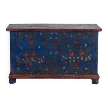 Antique navy blue trunk with floral details (c.1920) #94