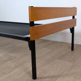 60' day bed