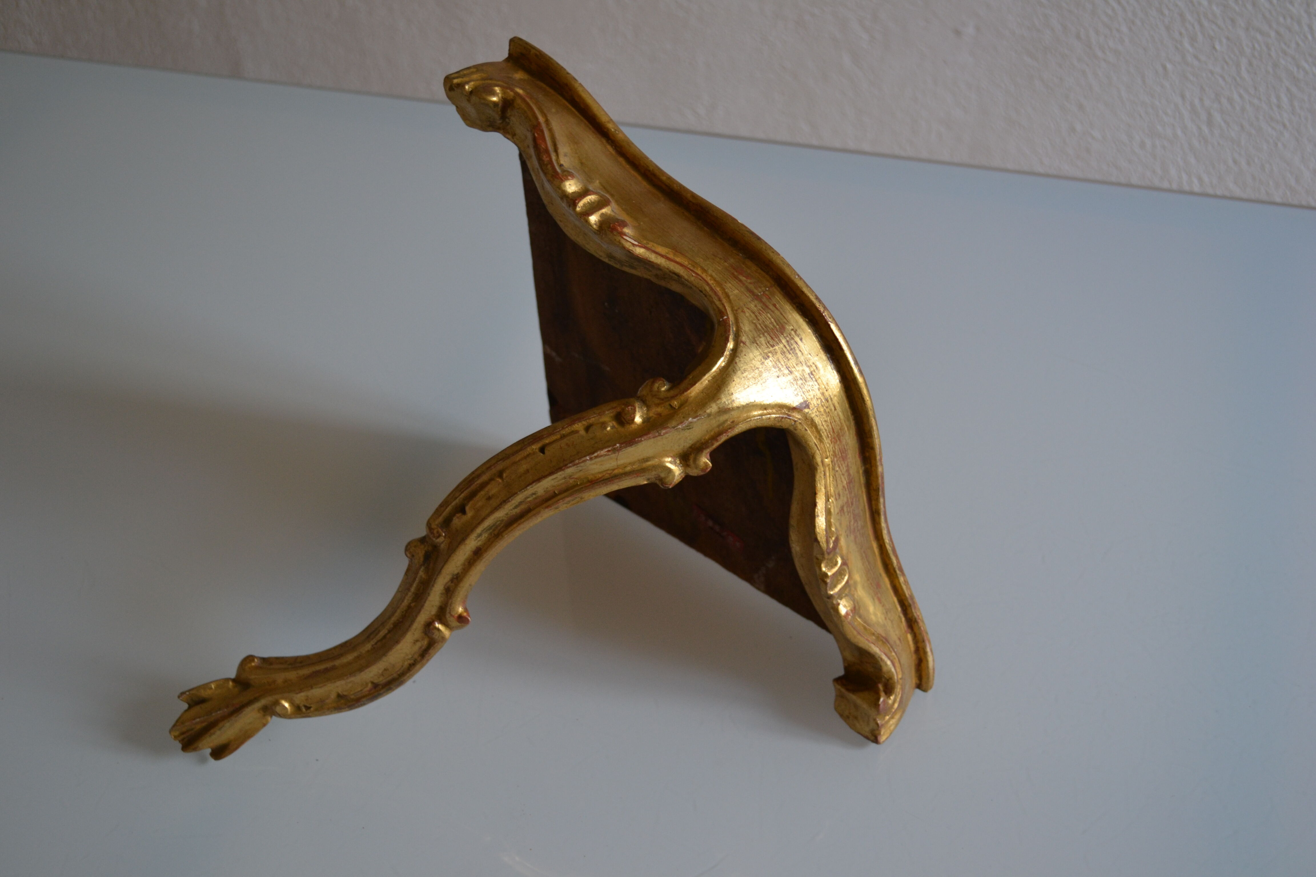 Baroque style corner console