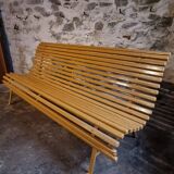 Vintage French garden bench in pine, mid-20th century.