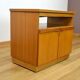 Meuble bas vintage en orme 1970 / 1980