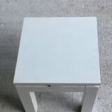 Table basse carrée scandinave vintage blanche