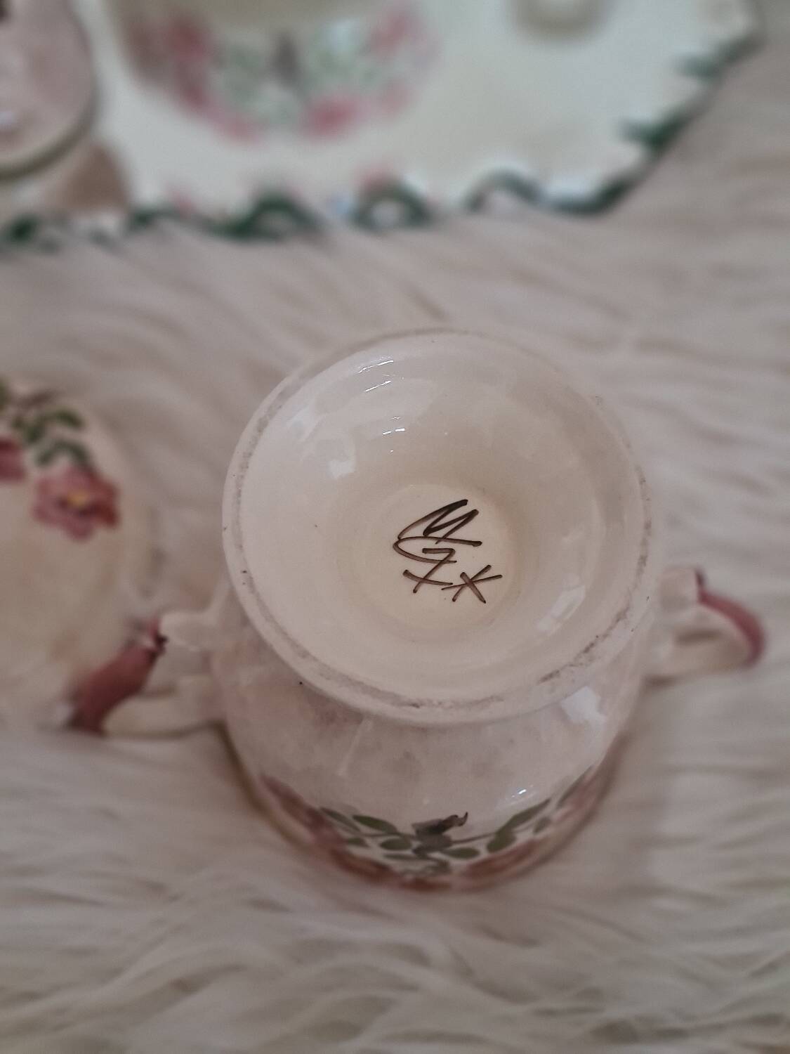 Artisanal ceramic coffee service