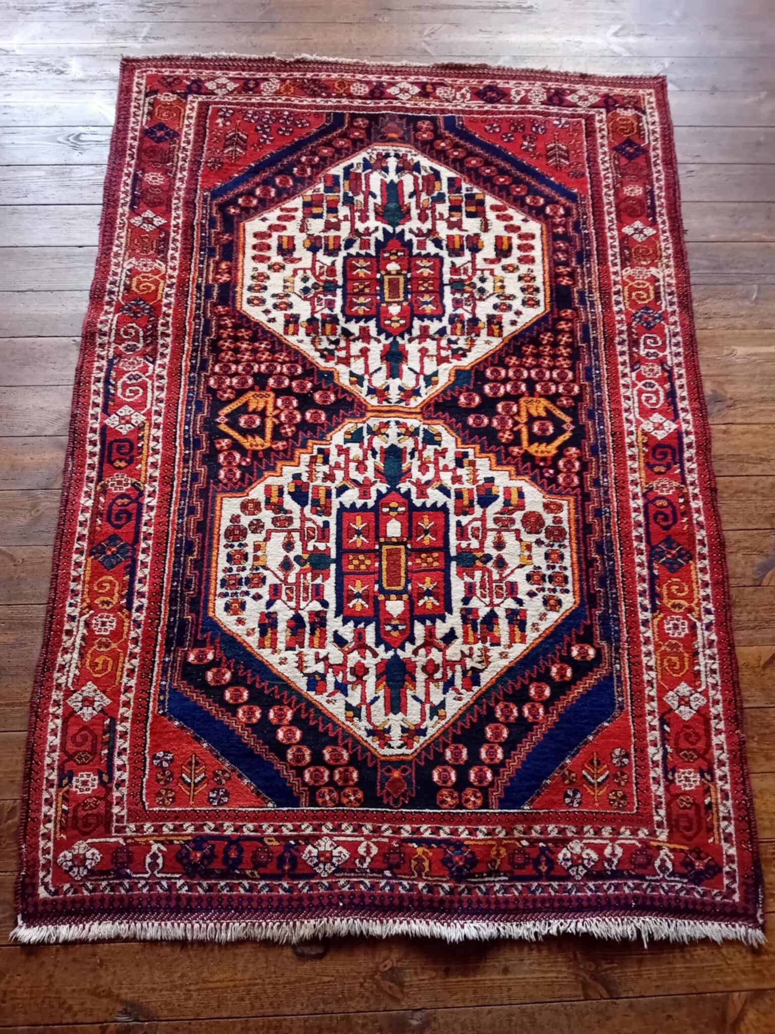 Handmade Persian rug 190x130cm