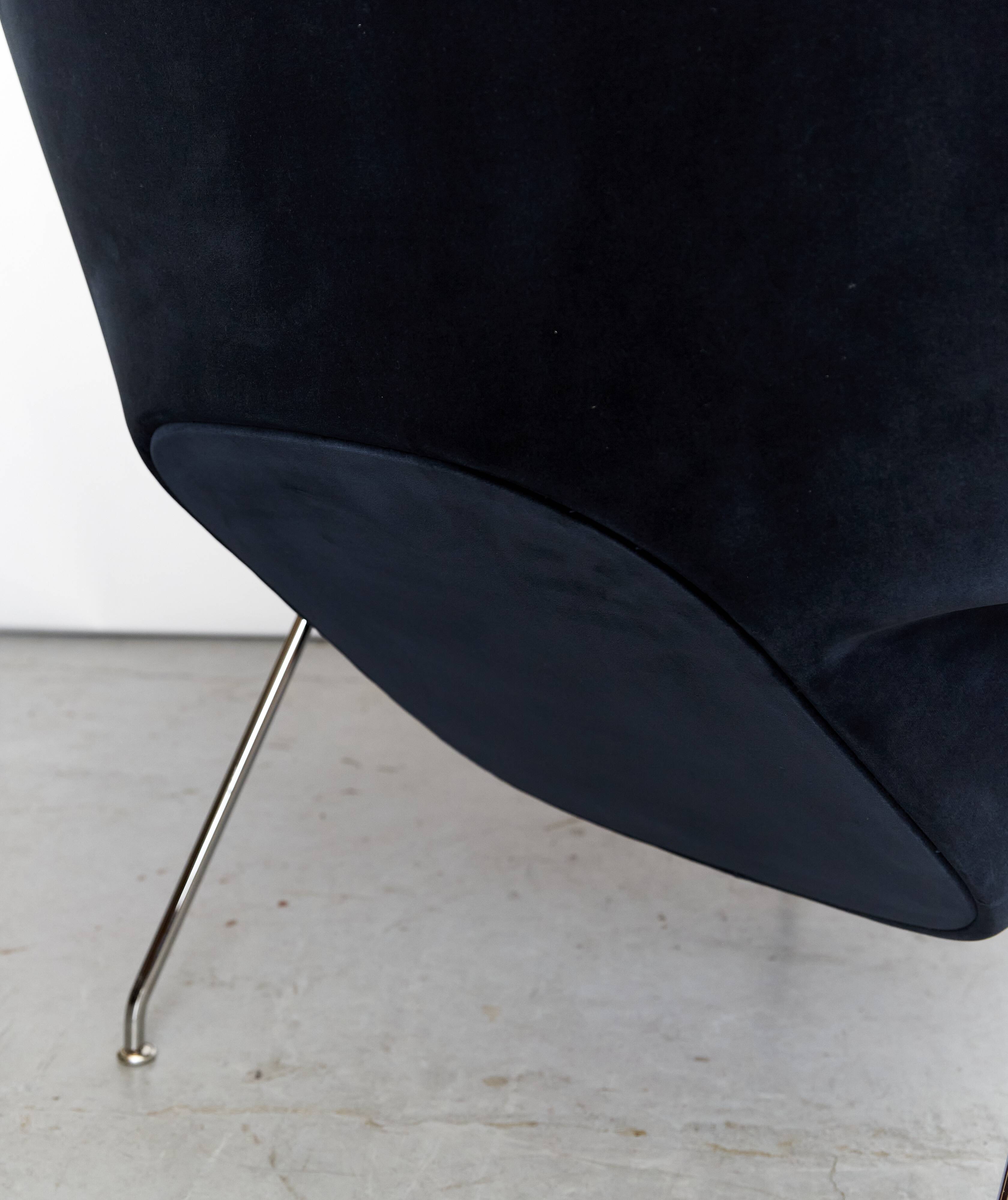 Eero Saarinen Womb Chair for Knoll International