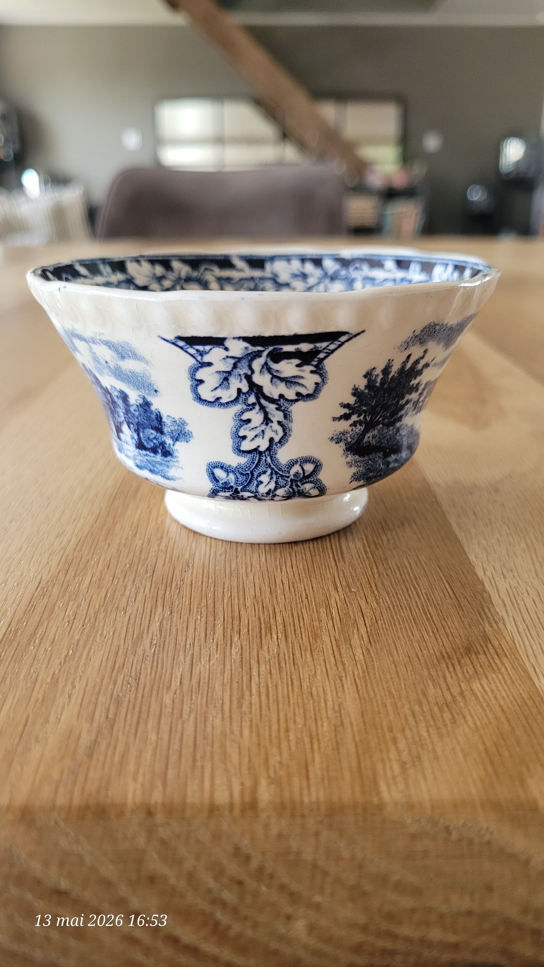 4 tasses anciennes Sté Céramique Maestricht Boerenhoeve bleues