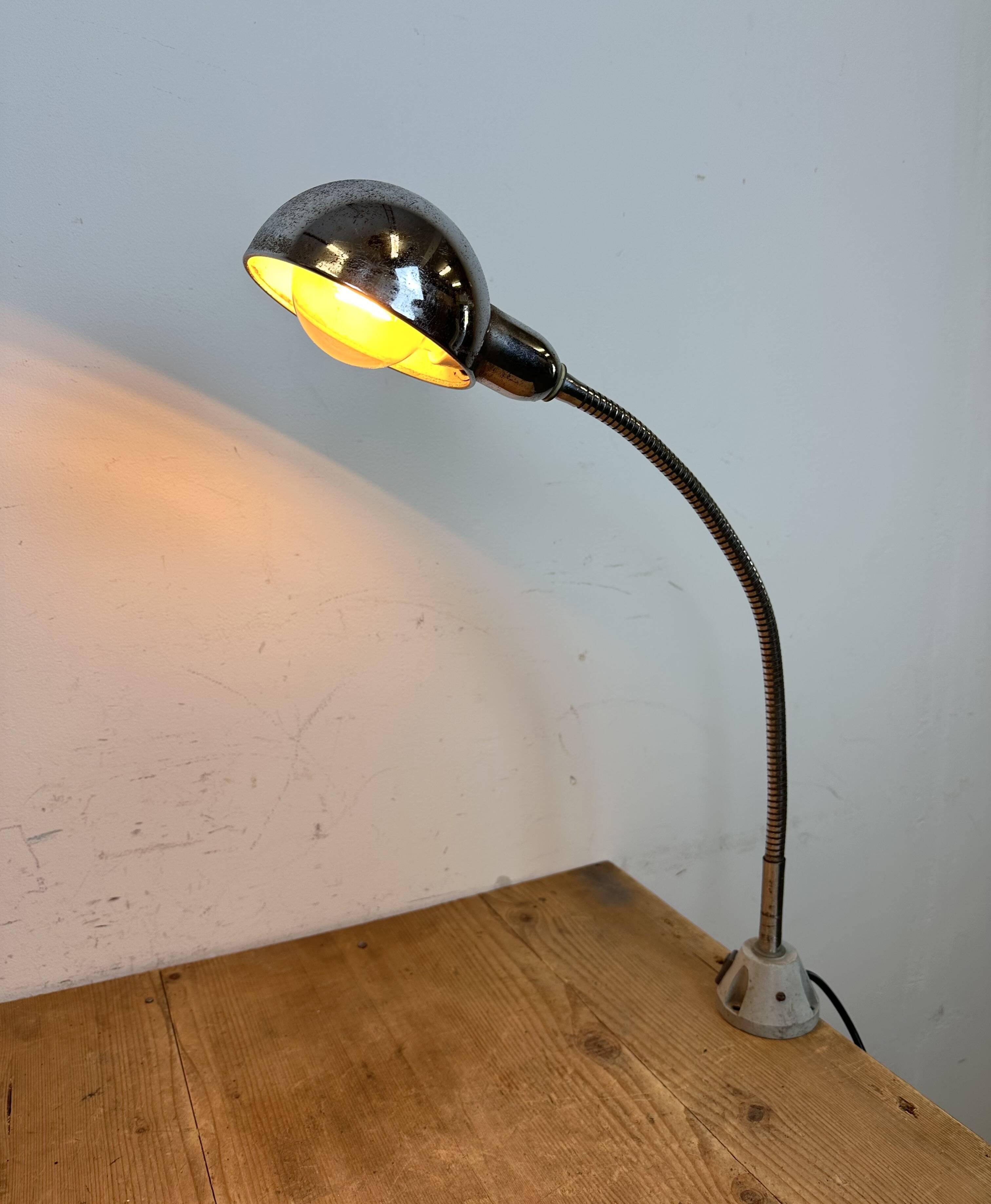 Vintage Chrome Italian Gooseneck Table Lamp, 1960s