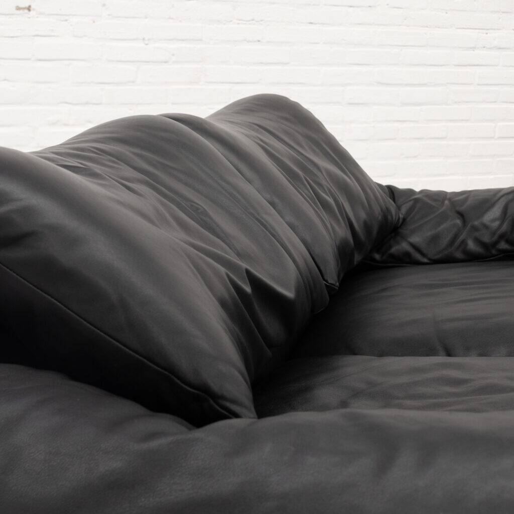 Black leather Cassina Maralunga sofa, 1970s