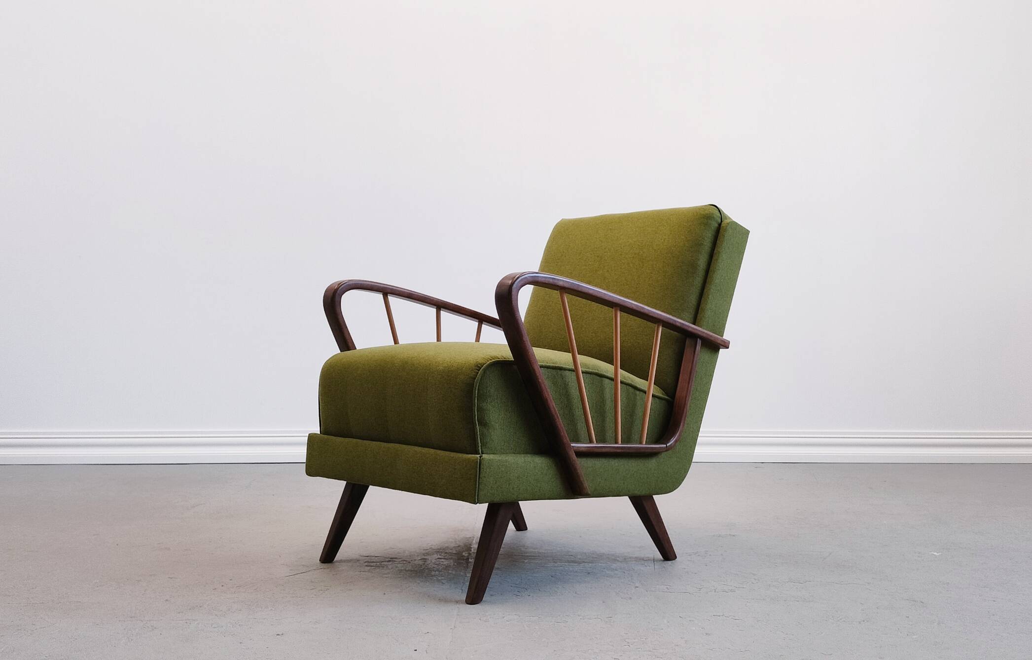 Vintage Lounger Chair in Grass Green, 1950s