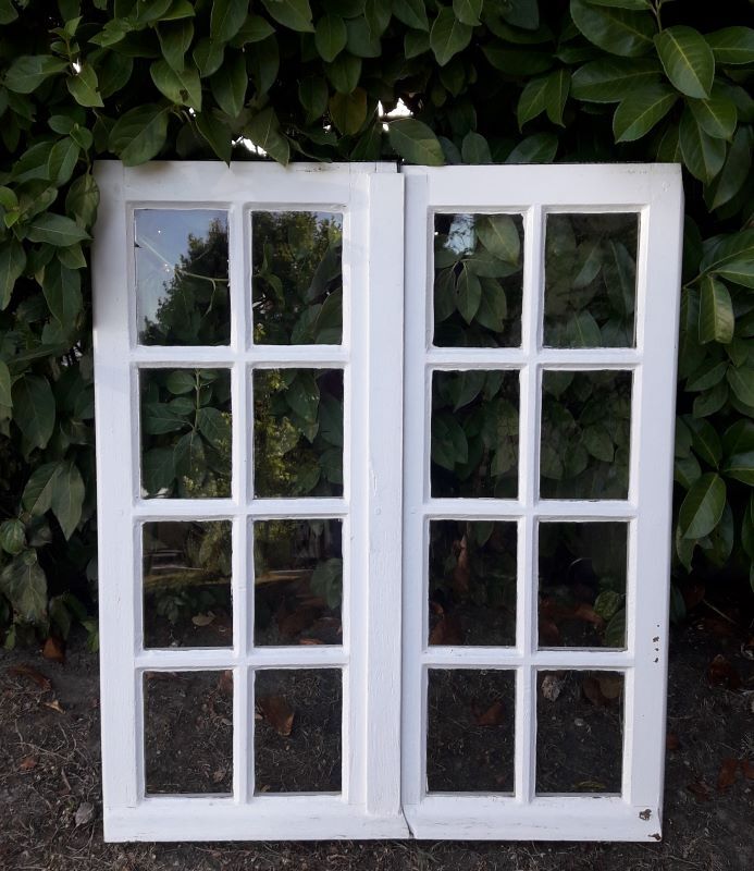 Old oak window H96.9xL81cm small panes