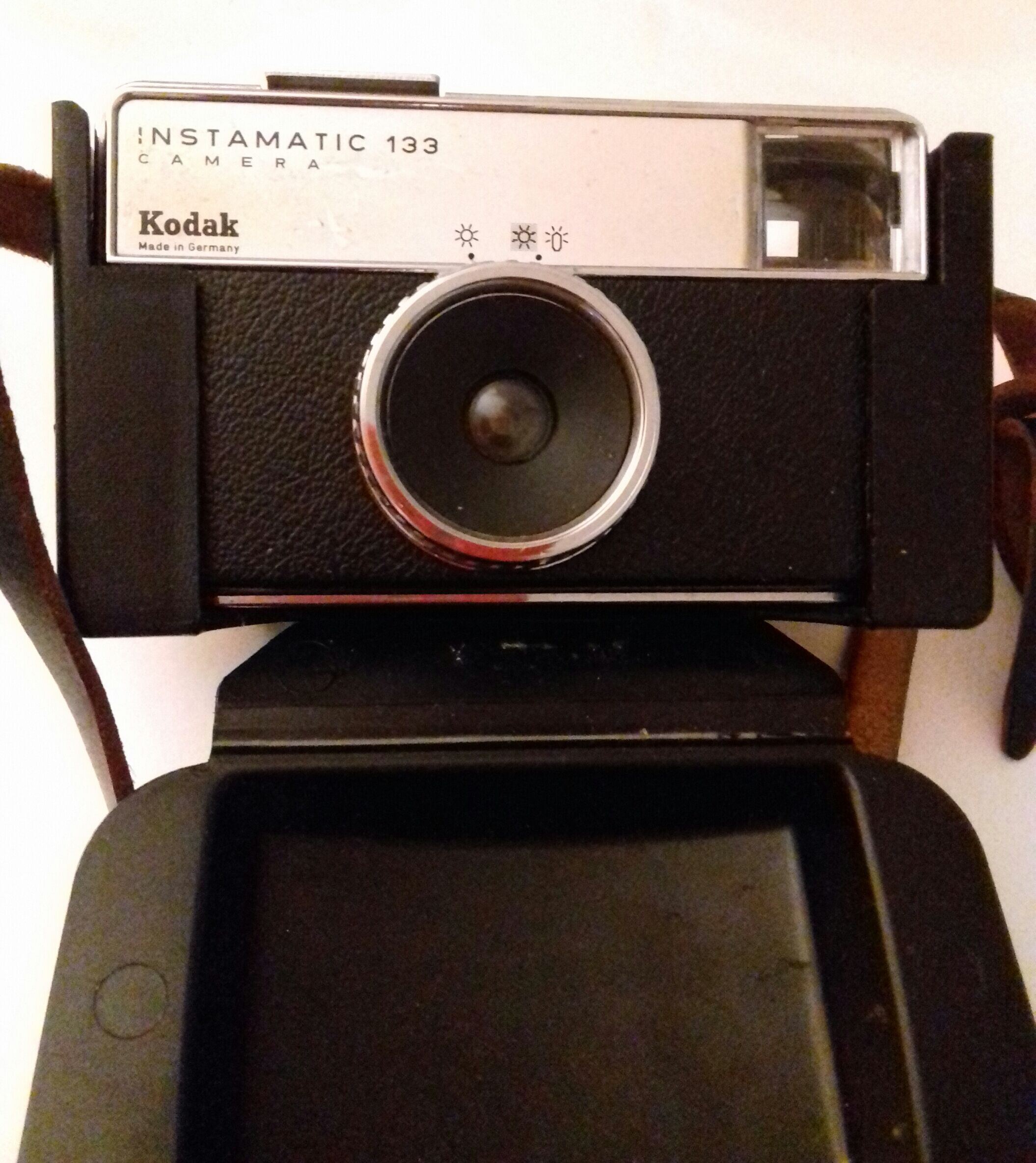 Kodak camera, instamatic 133